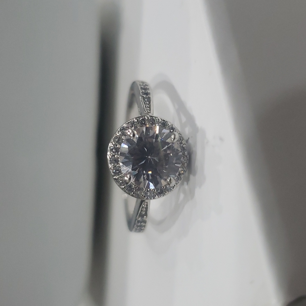 Womens 💍 Size 7
